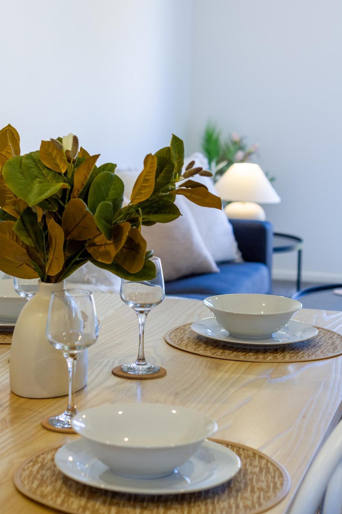 Chic 2-Bed Gem: Trust Arena Proximity - West Akl Apartment Auckland Exterior photo